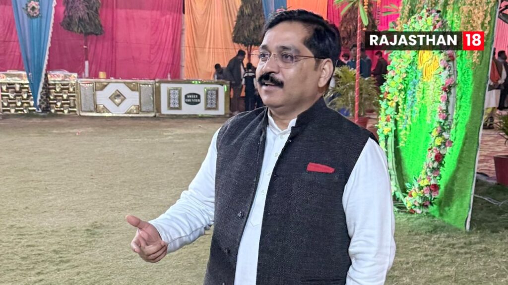 Arrest of SP spokesperson Manoj Yadav in Barabanki creates political stir