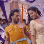 Bhojpuri Hit Song “Coolar Kurti Me Laga La”: Film Deewanapan Plot