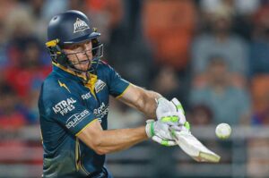 Gujarat Titans Cross 50 in Powerplay, Lose Sudharsan and Gill Early Oplus_16908288