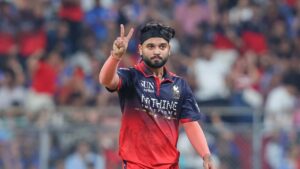 IPL 2026: RCB Beat MI by 18 Runs as Phil Salt and Patidar Shine at Wankhede 20260413_055432