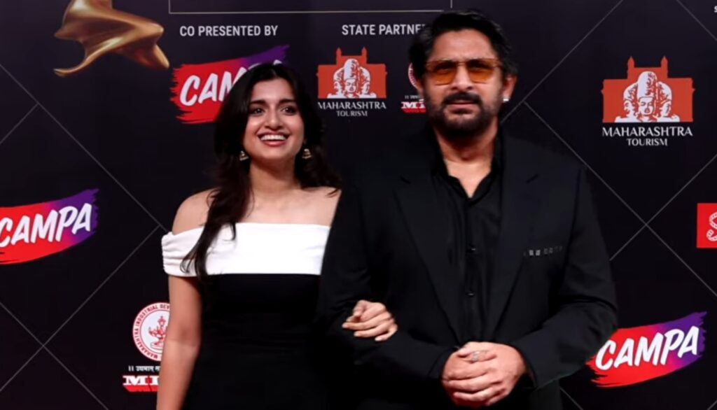 Arshad Warsi’s Daughter Zene Zoe Steals the Spotlight at Mumbai Awards Night