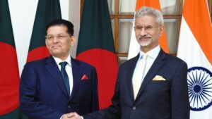 Bangladesh Urges India to Fully Restore Visa Services Amid Improving Ties Oplus_16908288