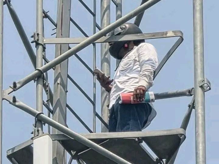 Dholpur News: LDC Climbs Tower Over Alleged Love Affair, Administration on High Alert