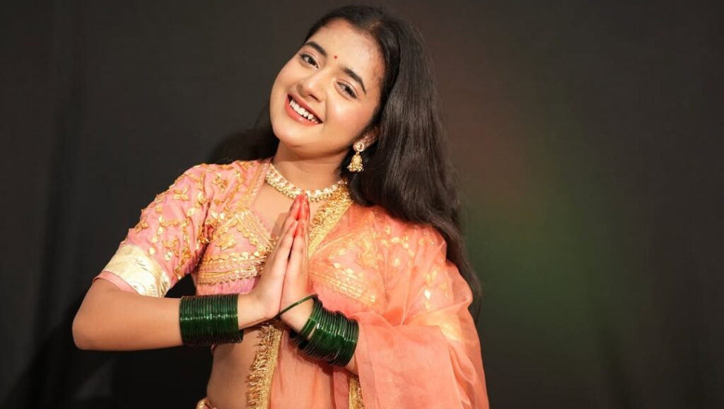 Rashi Shinde Biography: Age, Career, Education, Height, Family, Wiki & Social Media